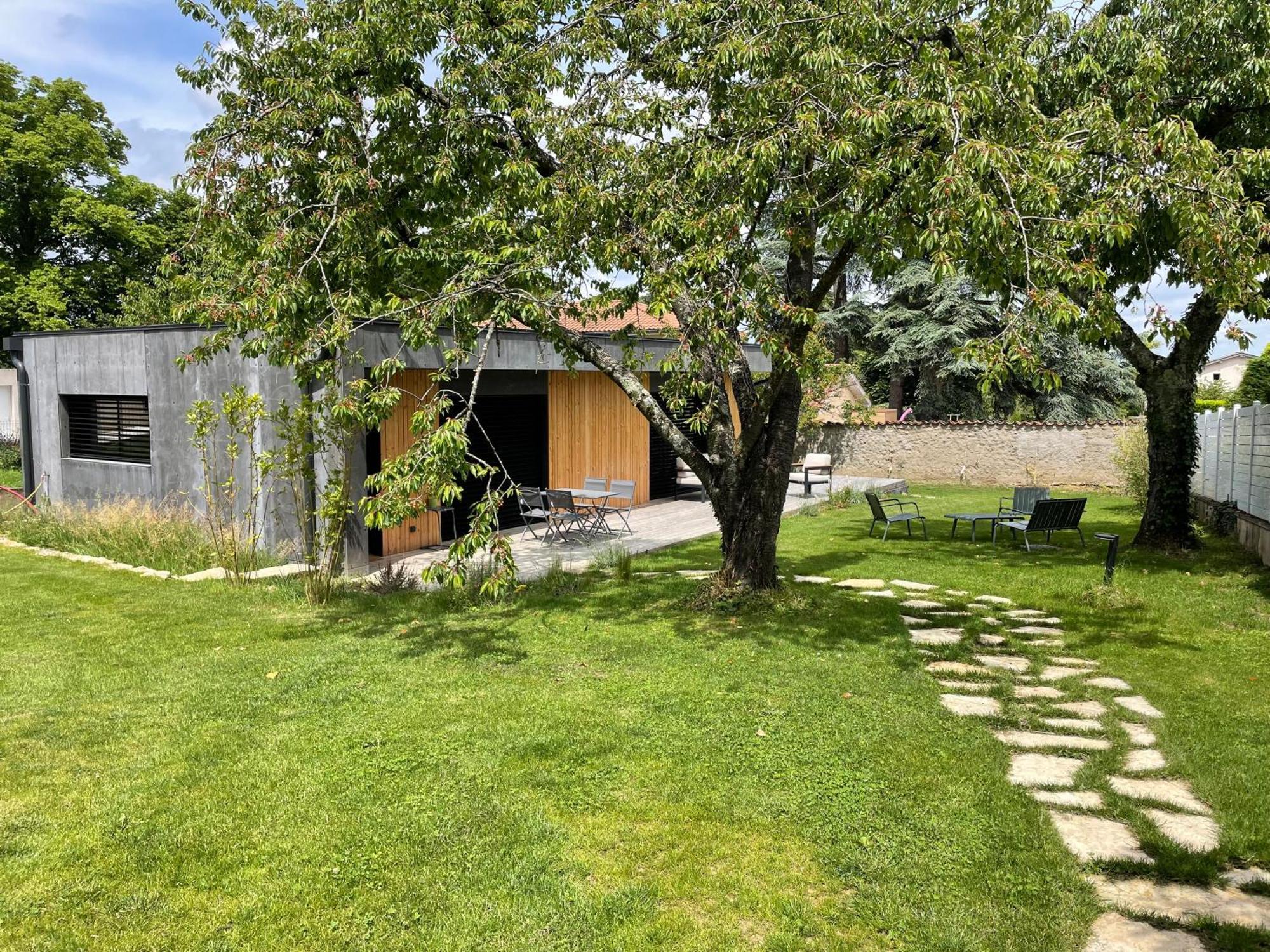 La Maison Des Monts D'Or Saint-Germain-au-Mont-d'Or Екстер'єр фото